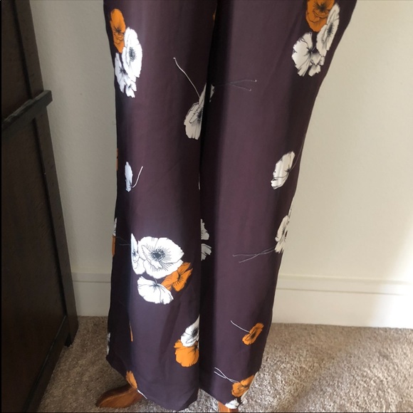 Cupcakes and cashmere floral jumpsuit brown medium - Picture 6 of 15